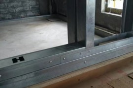 深圳裝飾公司-康藍建設(shè)承接的東亞物流行政辦公大樓裝修施工現(xiàn)場圖